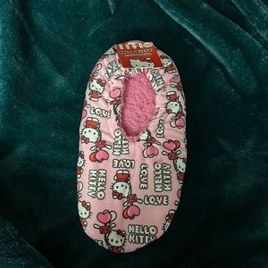 Hello Kitty Valentines Slippers